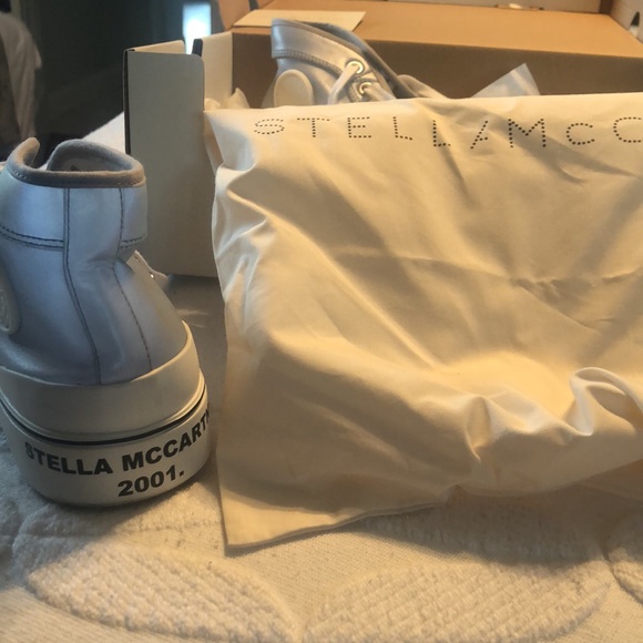 Stella McCartney silver high tops in excellent used condition - Picture 2 of 5